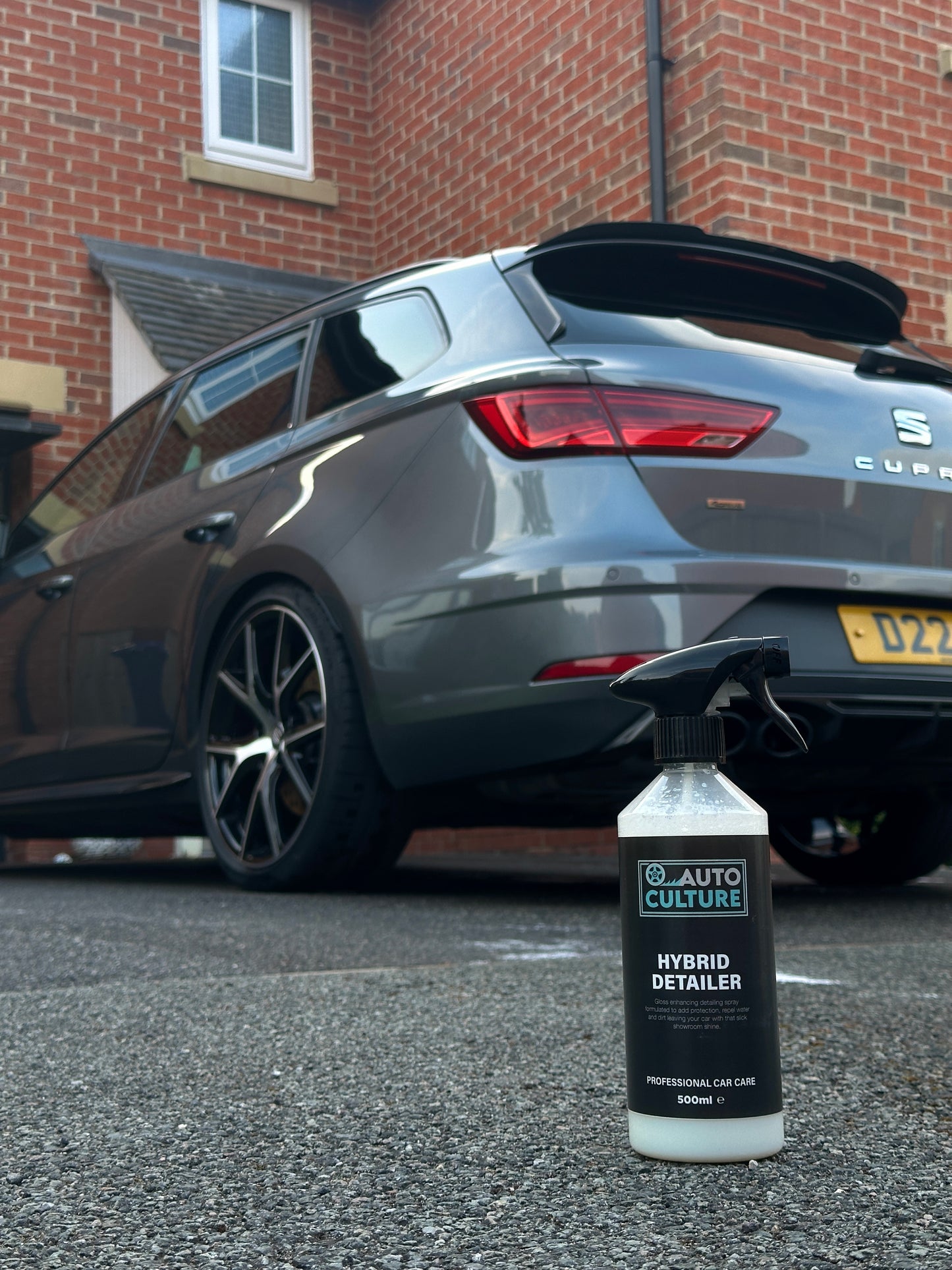 Hybrid detailer